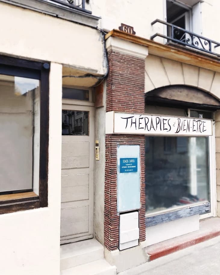 Façade du cabinet d'hypnothérapie de Soazig Cariou, 60 rue Losserand à Tours